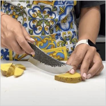 Matsato Knives user Victoria C.